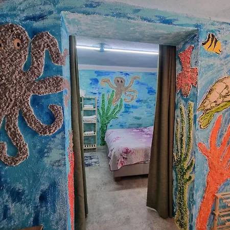 Aysem Mill Hill Apartament